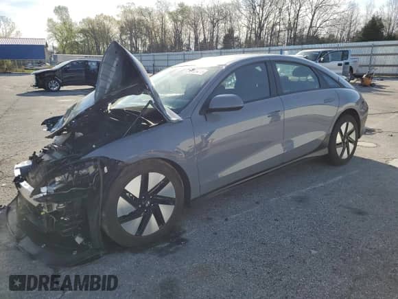 2024 Hyundai Ioniq 6 SE с VIN KMHM24AA9RA076703, выставлен на аукционе Copart как лот 53435415 с пробегом 10 119 миль миль и Списание • Salvage title. История ставок и продаж доступна на DreamBid. Изображение 1.