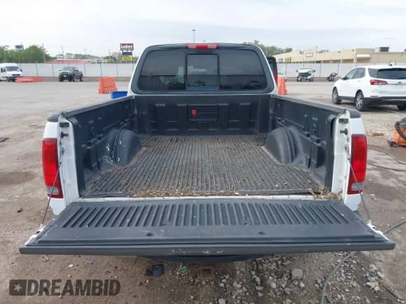 2004 Ford F-150 XL with VIN 2FTRX17W64CA12266, listed as a IAAI auction lot 42064625 with 172,275 mi miles and . Bid and sale history available at DreamBid. Image 16.