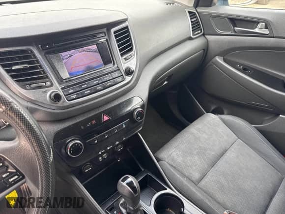 2016 Hyundai Tucson SE с VIN KM8J23A40GU097085, выставлен на аукционе IAAI как лот 43482070 с пробегом 142 551 миль миль и . История ставок и продаж доступна на DreamBid. Изображение 6.