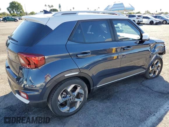 2021 Hyundai Venue Denim z VIN KMHRC8A36MU082087, wystawiony jako Copart lot #86728235 z przebiegiem 62 323 mil mil oraz Szkoda całkowita • Salvage title. Historia ofert i sprzedaży dostępna na DreamBid. Obrazek 3.