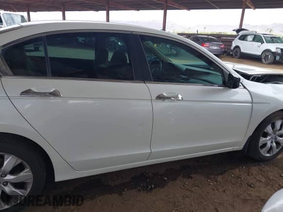 2010 Honda Accord EX with VIN 1HGCP3F7XAA026388, listed as a IAAI auction lot 42375542 with 124,513 mi miles and . Bid and sale history available at DreamBid. Image 13.