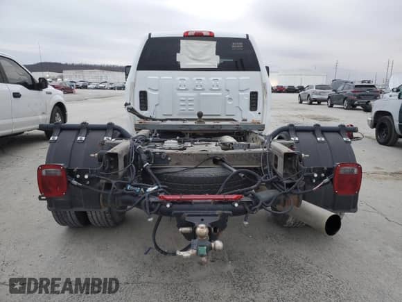 2017 Chevrolet Silverado 3500HD High Country с VIN 1GC4K1EY3HF209869, выставлен на аукционе Copart как лот 85763094 с пробегом 520 394 миль миль и Чистый • Clean title. История ставок и продаж доступна на DreamBid. Изображение 6.