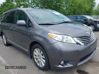 2017 Toyota Sienna XLE with VIN 5TDDZ3DC3HS186879, listed as a IAAI auction lot 42392034 with 120,118 mi miles and . Bid and sale history available at DreamBid. Image 1.