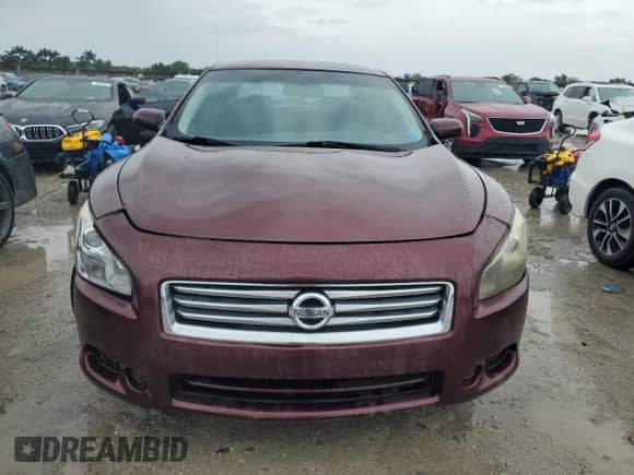 2013 Nissan Maxima SV with VIN 1N4AA5AP5DC811751, listed as a Copart auction lot 86069905 with 137,295 mi miles and Salvage title. Bid and sale history available at DreamBid. Image 5.