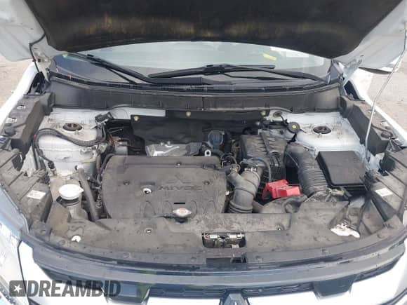 2021 Mitsubishi Outlander ES z VIN JA4ARUAU5MU021213, wystawiony jako IAAI lot #42593745 z przebiegiem 55 944 mil mil oraz . Historia ofert i sprzedaży dostępna na DreamBid. Obrazek 10.