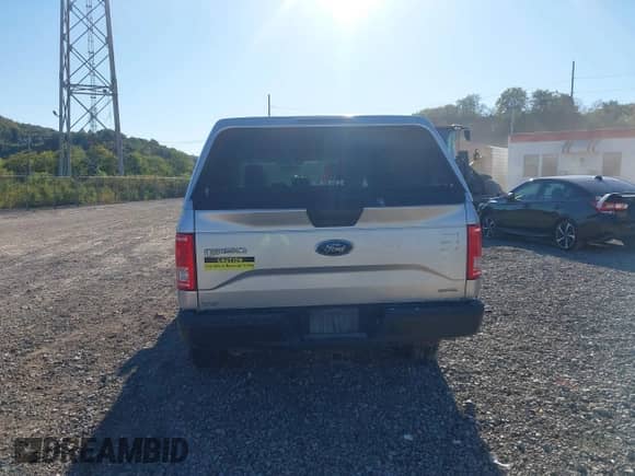 2016 Ford F-150 XLT z VIN 1FTFX1EF0GFC31917, wystawiony jako IAAI lot #43430217 z przebiegiem 210 731 mil mil oraz . Historia ofert i sprzedaży dostępna na DreamBid. Obrazek 16.