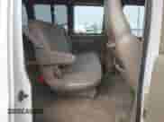2000 Chevrolet Express с VIN 1GAHG39R0Y1233974, выставлен на аукционе IAAI как лот 41729422 с пробегом 132 827 миль миль и . История ставок и продаж доступна на DreamBid. Изображение 8.