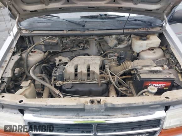 1993 Dodge Caravan Grand SE with VIN 1B4GH44R7PX729957, listed as a IAAI auction lot 41932278 with 176,577 mi miles and . Bid and sale history available at DreamBid. Image 10.