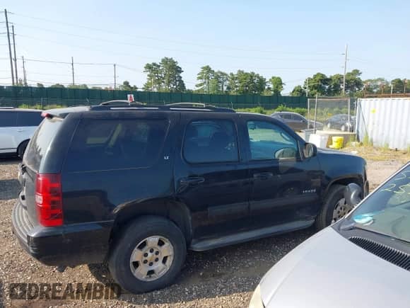 2013 Chevrolet Tahoe LT с VIN 1GNSKBE02DR156282, выставлен на аукционе IAAI как лот 42934730 с пробегом 129 502 миль миль и . История ставок и продаж доступна на DreamBid. Изображение 13.