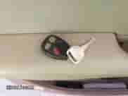 2002 Chevrolet Suburban LT z VIN 1GNFK16Z42J221525, wystawiony jako IAAI lot #43004717 z przebiegiem 266 001 mil mil oraz . Historia ofert i sprzedaży dostępna na DreamBid. Obrazek 11.