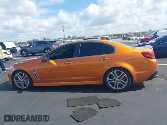 2017 Chevrolet SS z VIN 6G3F15RW4HL310063, wystawiony jako IAAI lot #42535052 z przebiegiem 110 080 mil mil oraz . Historia ofert i sprzedaży dostępna na DreamBid. Obrazek 14.