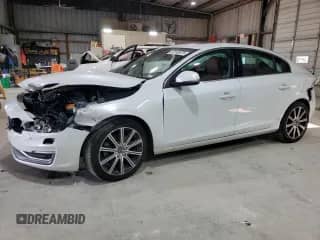 2018 Volvo S60 Inscription Platinum с VIN LYV402HM6JB162465, выставлен на аукционе Copart как лот 52248675 с пробегом 67 661 миль миль и Списание • Salvage title. История ставок и продаж доступна на DreamBid. Изображение 1.