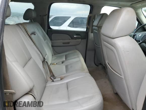 2007 Chevrolet Suburban LTZ с VIN 1GNFK16377J175529, выставлен на аукционе Copart как лот 70881155 с пробегом 205 213 миль миль и Списание • Salvage title. История ставок и продаж доступна на DreamBid. Изображение 10.