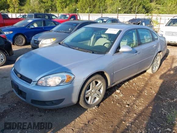 2006 Chevrolet Impala LTZ z VIN 2G1WU581769418863, wystawiony jako IAAI lot #43113869 z przebiegiem 204 914 mil mil oraz . Historia ofert i sprzedaży dostępna na DreamBid. Obrazek 2.