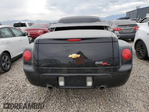 2004 Chevrolet SSR LS с VIN 1GCES14P54B112591, выставлен на аукционе Copart как лот 64277245 с пробегом 33 988 миль миль и Списание • Salvage title. История ставок и продаж доступна на DreamBid. Изображение 6.