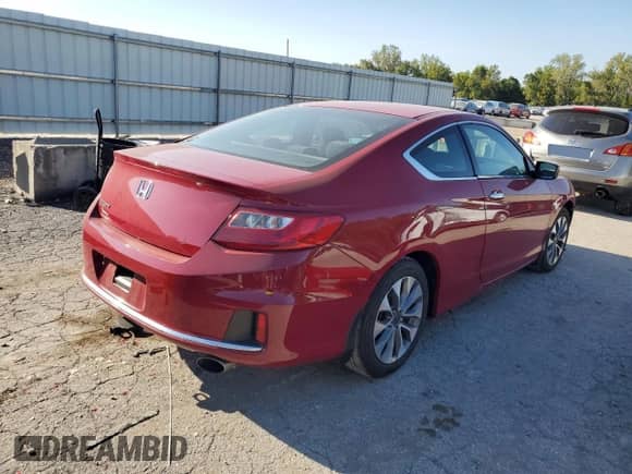 2013 Honda Accord LX-S with VIN 1HGCT1B32DA018096, listed as a Copart auction lot 81126835 with 173,535 mi miles and Salvage title. Bid and sale history available at DreamBid. Image 3.