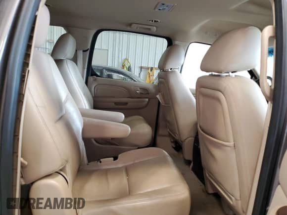 2012 Cadillac Escalade ESV Luxury с VIN 1GYS3HEF4CR320332, выставлен на аукционе Copart как лот 60218735 с пробегом 104 801 миль миль и Списание • Salvage title. История ставок и продаж доступна на DreamBid. Изображение 11.