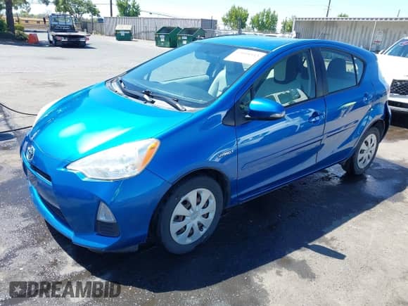 2012 Toyota Prius One z VIN JTDKDTB30C1521305, wystawiony jako IAAI lot #43018543 z przebiegiem 139 318 mil mil oraz . Historia ofert i sprzedaży dostępna na DreamBid. Obrazek 17.