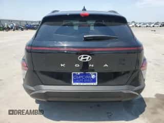 2024 Hyundai Kona SEL с VIN KM8HC3AB4RU110563, выставлен на аукционе Copart как лот 68179584 с пробегом 3 352 миль миль и Списание • Salvage title. История ставок и продаж доступна на DreamBid. Изображение 6.