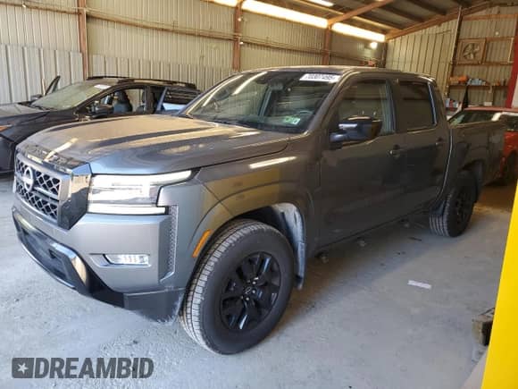 2023 Nissan Frontier Pro-4X z VIN 1N6ED1EK9PN635111, wystawiony jako Copart lot #70307495 z przebiegiem 34 334 mil mil oraz Szkoda całkowita • Salvage title. Historia ofert i sprzedaży dostępna na DreamBid. Obrazek 1.