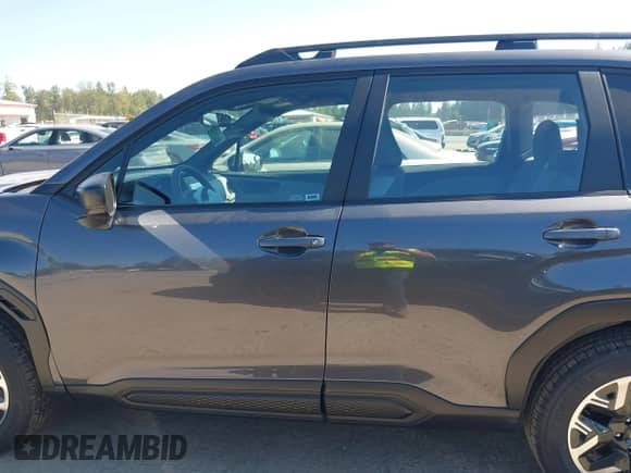 2025 Subaru Forester z VIN JF2SLDAC5SH538571, wystawiony jako IAAI lot #42832280 z przebiegiem 1 879 mil mil oraz . Historia ofert i sprzedaży dostępna na DreamBid. Obrazek 15.