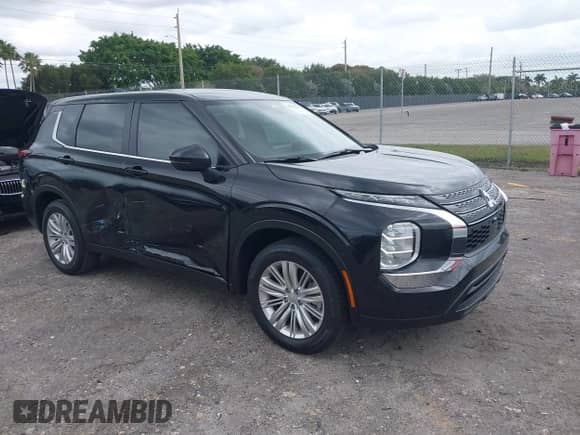2024 Mitsubishi Outlander ES with VIN JA4J3UA80RZ067000, listed as a IAAI auction lot 42016132 with 2,666 mi miles and . Bid and sale history available at DreamBid. Image 1.