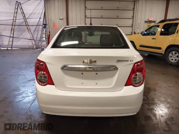 2012 Chevrolet Sonic LT с VIN 1G1JC5SH4C4144717, выставлен на аукционе IAAI как лот 42783962 с пробегом 116 397 миль миль и . История ставок и продаж доступна на DreamBid. Изображение 16.