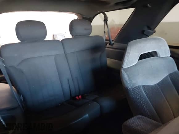 2001 Chevrolet Blazer LS with VIN 1GNCS18W51K260297, listed as a IAAI auction lot 41697909 with 144,564 mi miles and . Bid and sale history available at DreamBid. Image 8.