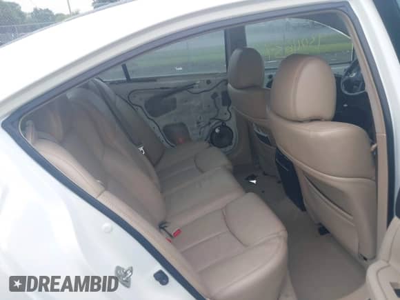 2014 Nissan Maxima S z VIN 1N4AA5AP5EC911401, wystawiony jako IAAI lot #43011639 z przebiegiem 179 267 mil mil oraz . Historia ofert i sprzedaży dostępna na DreamBid. Obrazek 8.