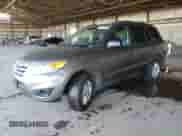 2012 Hyundai Santa Fe GLS z VIN 5XYZGDAB1CG152314, wystawiony jako Copart lot #81911625 z przebiegiem 247 261 mil mil oraz Czysty tytuł • Clean title. Historia ofert i sprzedaży dostępna na DreamBid. Obrazek 1.