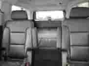 2020 Chevrolet Suburban LT z VIN 1GNSKHKCXLR231648, wystawiony jako Copart lot #66118185 z przebiegiem 108 122 mil mil oraz Szkoda całkowita • Salvage title. Historia ofert i sprzedaży dostępna na DreamBid. Obrazek 10.
