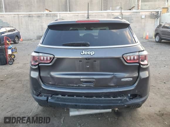 2022 Jeep Compass Altitude с VIN 3C4NJCBB0NT172106, выставлен на аукционе Copart как лот 83025444 с пробегом 28 268 миль миль и Списание • Salvage title. История ставок и продаж доступна на DreamBid. Изображение 6.