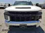 2023 Chevrolet Silverado 1500 с VIN 1GC5WRE76PF235105, выставлен на аукционе Copart как лот 58774185 с пробегом 56 857 миль миль и Списание • Salvage title. История ставок и продаж доступна на DreamBid. Изображение 5.