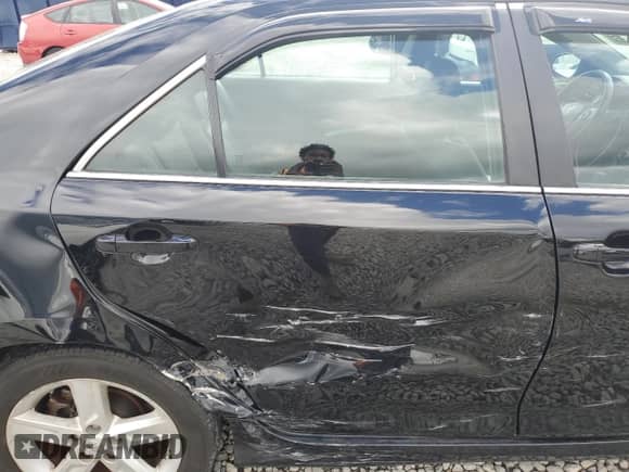 2014 Toyota Camry SE с VIN 4T1BF1FKXEU341696, выставлен на аукционе Copart как лот 82288695 с пробегом 137 180 миль миль и Списание • Salvage title. История ставок и продаж доступна на DreamBid. Изображение 10.