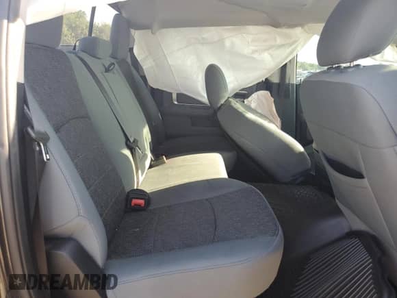 2018 Ram 1500 Big Horn z VIN 1C6RR7LG6JS260110, wystawiony jako Copart lot #67956055 z przebiegiem 76 042 mil mil oraz Szkoda całkowita • Salvage title. Historia ofert i sprzedaży dostępna na DreamBid. Obrazek 10.