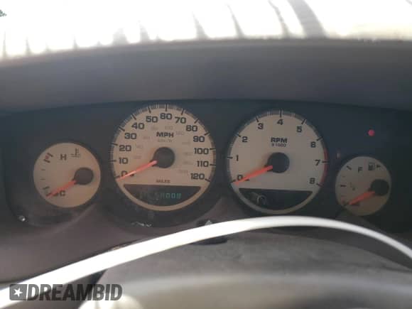 2003 Dodge Neon SXT z VIN 1B3ES56C63D121628, wystawiony jako Copart lot #63285225 z przebiegiem 58 008 mil mil oraz Szkoda całkowita • Salvage title. Historia ofert i sprzedaży dostępna na DreamBid. Obrazek 9.