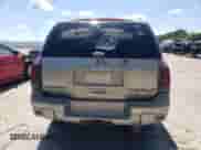 2002 Chevrolet TrailBlazer LTZ z VIN 1GNDT13S522279813, wystawiony jako Copart lot #63990935 z przebiegiem 232 152 mil mil oraz Szkoda całkowita • Salvage title. Historia ofert i sprzedaży dostępna na DreamBid. Obrazek 6.