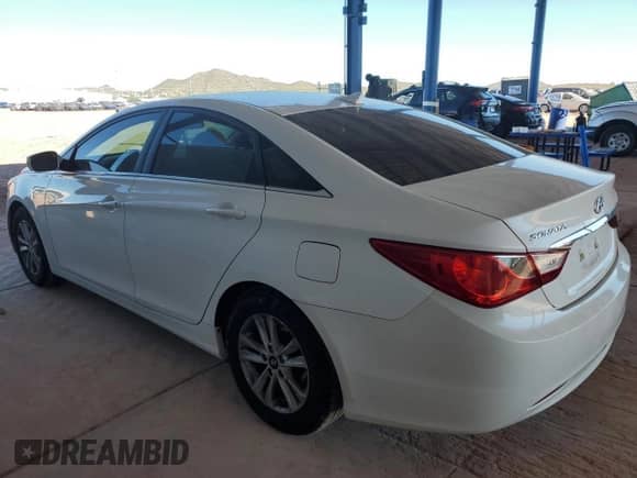 2013 Hyundai Sonata GLS с VIN 5NPEB4AC6DH701277, выставлен на аукционе Copart как лот 87476635 с пробегом 100 802 миль миль и Списание • Salvage title. История ставок и продаж доступна на DreamBid. Изображение 2.
