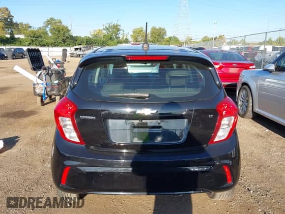 2021 Chevrolet Spark 1LT с VIN KL8CD6SA5MC713399, выставлен на аукционе IAAI как лот 43174602 с пробегом 38 358 миль миль и . История ставок и продаж доступна на DreamBid. Изображение 17.