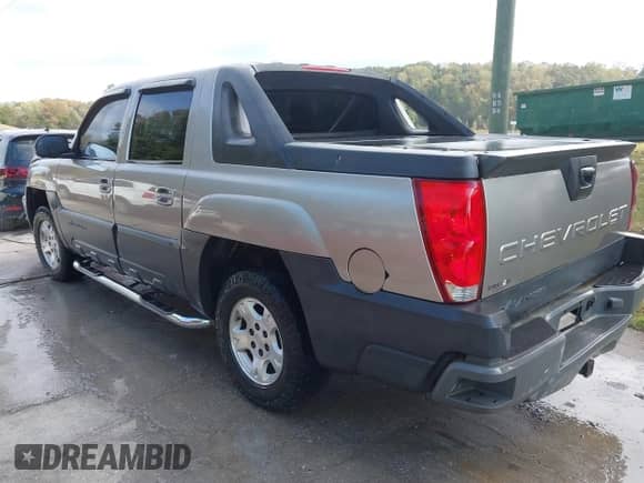 2003 Chevrolet Avalanche с VIN 3GNEC13TX3G311662, выставлен на аукционе IAAI как лот 43505698 с пробегом 141 799 миль миль и . История ставок и продаж доступна на DreamBid. Изображение 3.