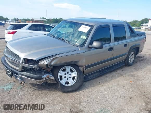 2003 Chevrolet Avalanche with VIN 3GNEC13T23G315110, listed as a IAAI auction lot 43092593 with 204,732 mi miles and . Bid and sale history available at DreamBid. Image 2.
