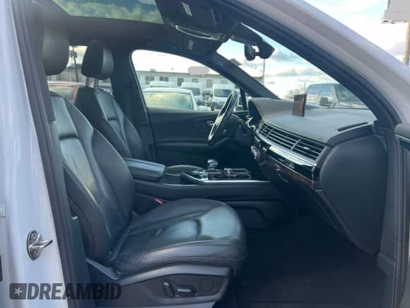 2017 Audi Q7 Premium Plus с VIN WA1LAAF72HD005719, выставлен на аукционе Copart как лот 52650635 с пробегом 154 276 миль миль и Чистый • Clean title. История ставок и продаж доступна на DreamBid. Изображение 5.