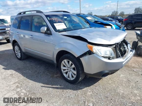 2012 Subaru Forester X Limited z VIN JF2SHAEC3CH450047, wystawiony jako IAAI lot #43489172 z przebiegiem 128 132 mil mil oraz . Historia ofert i sprzedaży dostępna na DreamBid. Obrazek 1.
