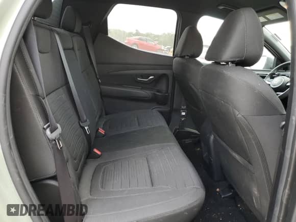 2023 Hyundai Santa Cruz SEL с VIN 5NTJBDAE1PH070279, выставлен на аукционе Copart как лот 57502984 с пробегом 8 751 миль миль и Списание • Salvage title. История ставок и продаж доступна на DreamBid. Изображение 10.