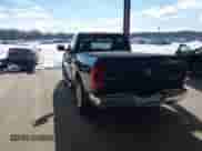 2010 Dodge 1500 Sport z VIN 3D7JV1ET4AG183565, wystawiony jako IAAI lot #41261584 z przebiegiem 124 281 mil mil oraz . Historia ofert i sprzedaży dostępna na DreamBid. Obrazek 3.