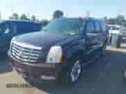 2009 Cadillac Escalade ESV with VIN 1GYFK26279R194831, listed as a IAAI auction lot 42813418 with 195,869 mi miles and . Bid and sale history available at DreamBid. Image 18.