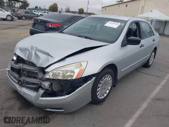 2007 Honda Accord VP с VIN JHMCM56107C009870, выставлен на аукционе IAAI как лот 43426564 с пробегом 160 709 миль миль и . История ставок и продаж доступна на DreamBid. Изображение 21.