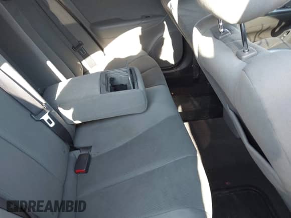 2010 Hyundai Sonata GLS z VIN 5NPET4AC8AH578641, wystawiony jako IAAI lot #42121165 z przebiegiem 217 839 mil mil oraz . Historia ofert i sprzedaży dostępna na DreamBid. Obrazek 8.