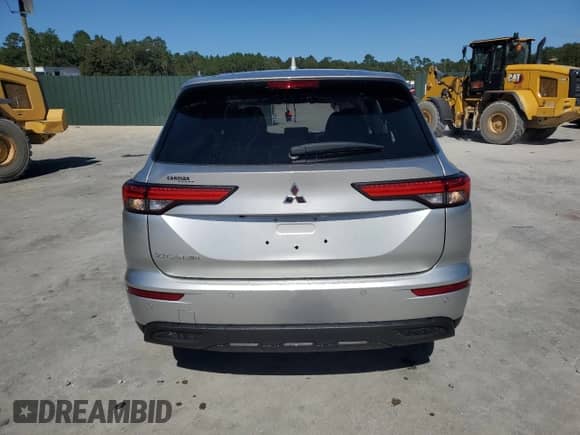 2024 Mitsubishi Outlander ES with VIN JA4J3UA85RZ024580, listed as a Copart auction lot 72012785 with 12,832 mi miles and Salvage title. Bid and sale history available at DreamBid. Image 6.