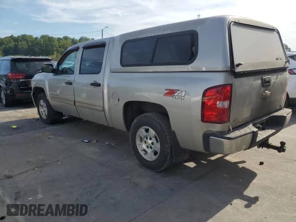 2009 Chevrolet Silverado 1500 LT z VIN 3GCEK23M99G138283, wystawiony jako Copart lot #84550385 z przebiegiem 383 702 mil mil oraz Szkoda całkowita • Salvage title. Historia ofert i sprzedaży dostępna na DreamBid. Obrazek 2.